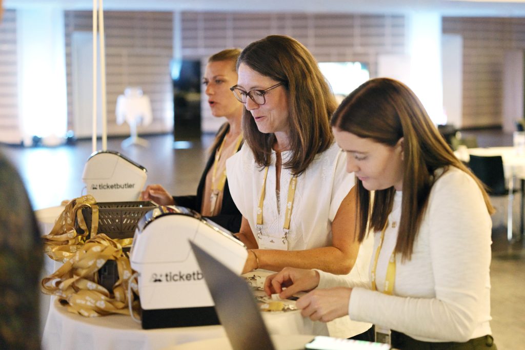 Koeb-din-aarskonference-billet