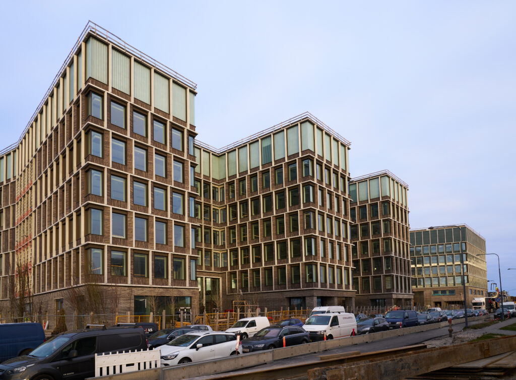 hard-facility-management-nykredit-caverion-ap-pension-domicil